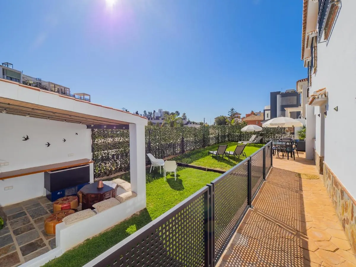 Cubo'S Hostal William'S Sunny 5 With Breakfast Torre de Benagalbon Guest house